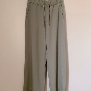 On The Fly Wide Leg Pant